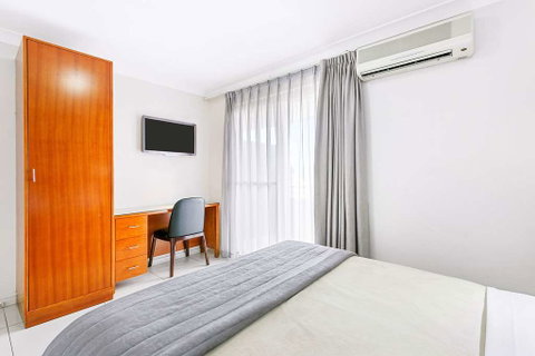 Comfort Inn & Suites Burwood - Perth Resorts 12