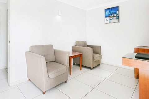 Comfort Inn & Suites Burwood - Perth Resorts 14