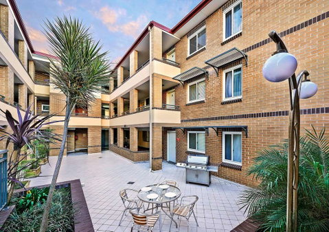 Comfort Inn & Suites Burwood - Perth Resorts 15