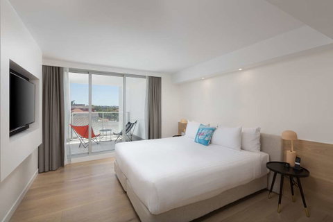 QT Bondi - Accommodation Perth 10