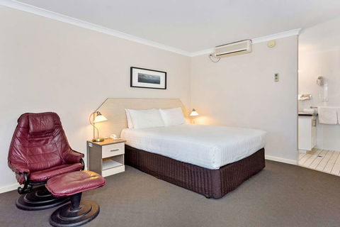 Quality Inn Railway - Perth Resorts 8