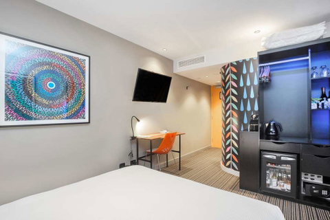 The Constance - Accommodation Perth 11