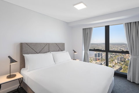 Meriton Suites Adelaide Street, Brisbane - Accommodation Perth 3