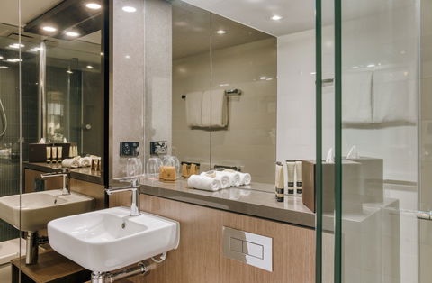 The Point Brisbane Hotel - Perth Resorts 4