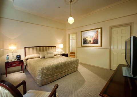 Royal Albert Hotel - Accommodation Perth 7