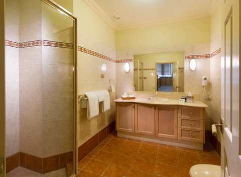 Royal Albert Hotel - Accommodation Perth 8