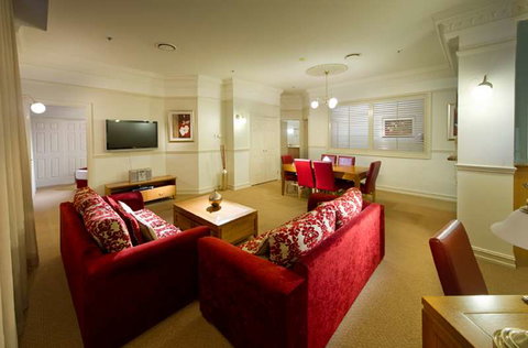 Royal Albert Hotel - Accommodation Perth 11