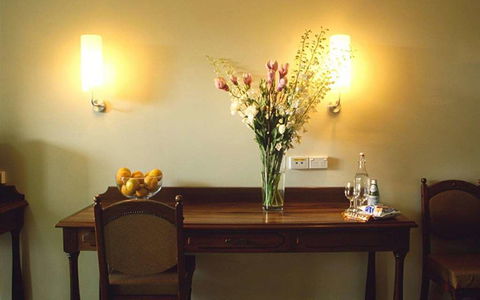 Best Western Plus The Tudor-Box Hill - Accommodation Perth 6