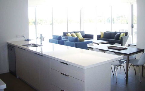 Best Western Plus The Tudor-Box Hill - Accommodation Perth 14