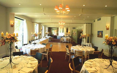 Best Western Plus The Tudor-Box Hill - Accommodation Perth 17