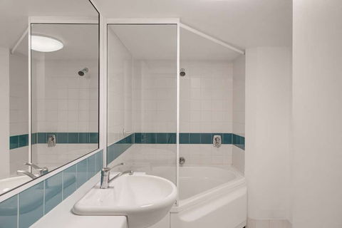 Adina Serviced Apartments James Court - Perth Resorts 11