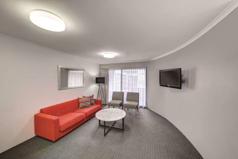 Adina Serviced Apartments James Court - Perth Resorts 12
