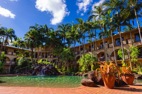 Palm Royale Cairns - Perth Resorts 9