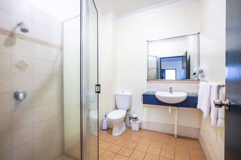 Atherton Hotel - Perth Resorts 3