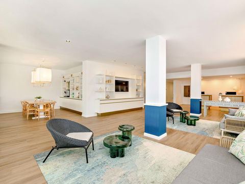 Mercure Cairns - Perth Resorts 0