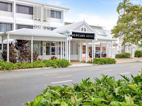 Mercure Cairns - Perth Resorts 1