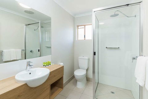 NIghtcap At Balaclava Hotel - Accommodation Perth 8