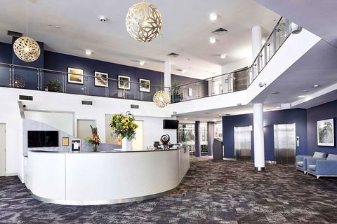 Quality Hotel Dickson - Perth Resorts 0