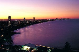 Gemini Court Holiday Apartments - Accommodation Perth 2