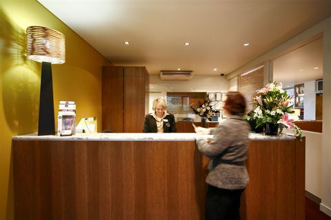Best Western Plus The Tudor-Box Hill - Perth Resorts 1