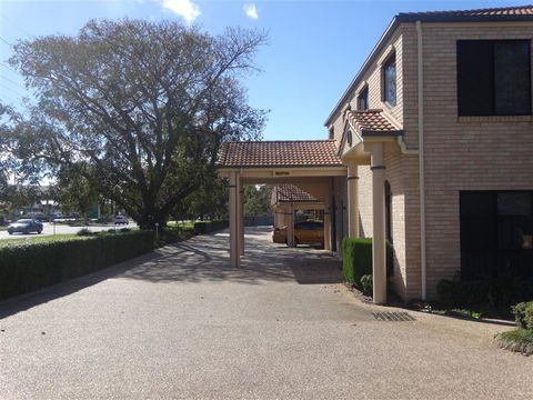 Best Western Tuscany On Tor Motor Inn - Perth Resorts 2