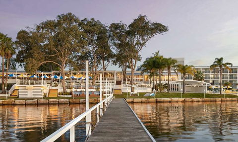 The Beachcomber Hotel & Resort - Perth Resorts 0