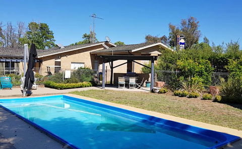 Amber Court Motor Inn - Perth Resorts 2