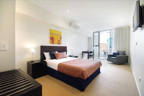 Macquarie Waters Boutique Apartment Htl - Accommodation Perth 2