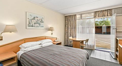 Moe Parklands Motel - Perth Resorts 2