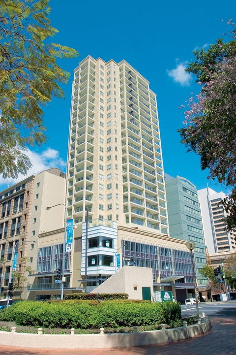 Oaks Lexicon Apartment Hotel - Accommodation Perth 0