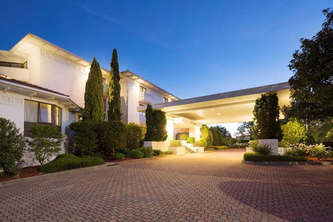 Ramada By Wyndham Diplomat Canberra - Perth Resorts 1