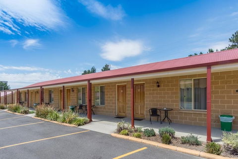 Black Gold Country Cabins And Motel - Perth Resorts 0