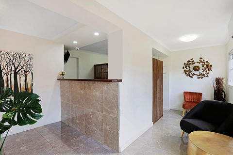 Tudor Motor Inn - Accommodation Perth 2