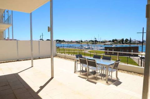 York Cove - Accommodation Perth 7