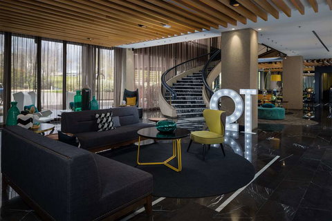 QT Canberra - Perth Resorts 2