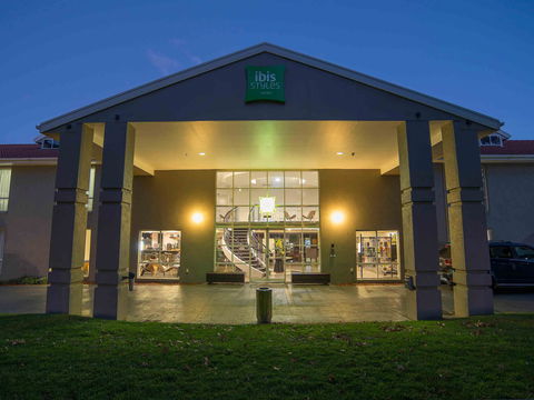 Ibis Styles Canberra - Accommodation Perth 0