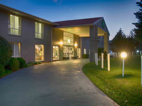 Ibis Styles Canberra - Accommodation Perth 2