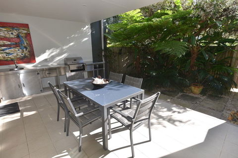 East On Byron - Accommodation Perth 2