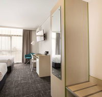 Nightcap at Sandringham Hotel - Perth Resorts