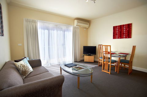 Quest On St Kilda Rd - Perth Resorts 2
