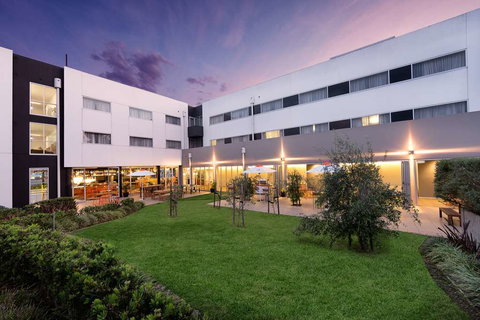 Atura Dandenong - Accommodation Perth 1