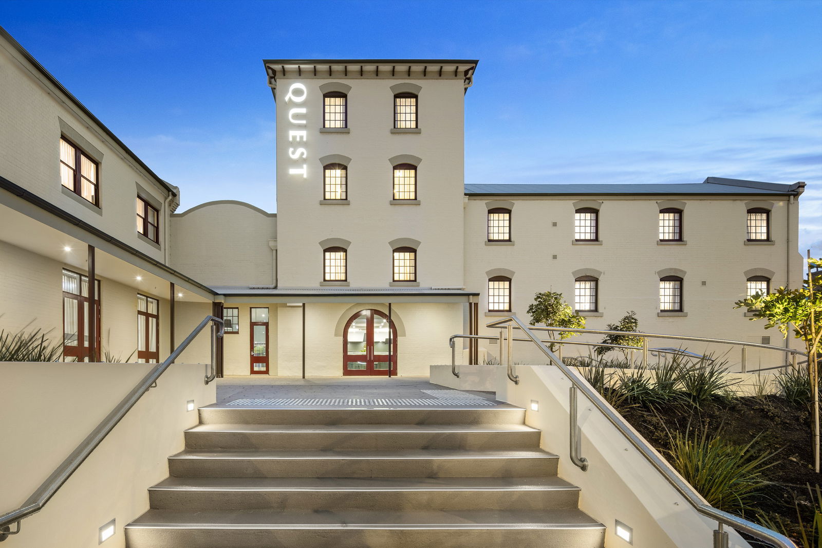 Newcastle NSW Accommodation Perth