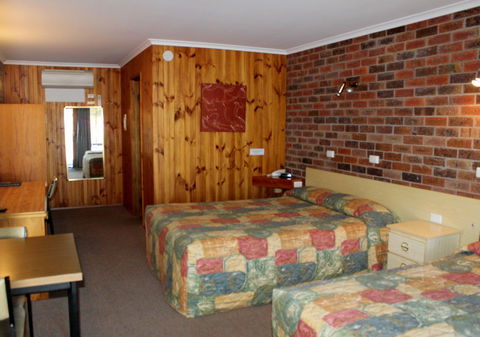 Riverland Motel - Accommodation Perth 1