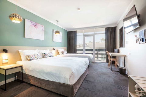 Watermark Glenelg - Accommodation Perth 2