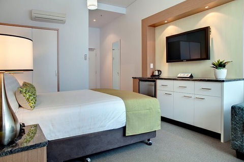 Walkers Arms Hotel - Accommodation Perth 1