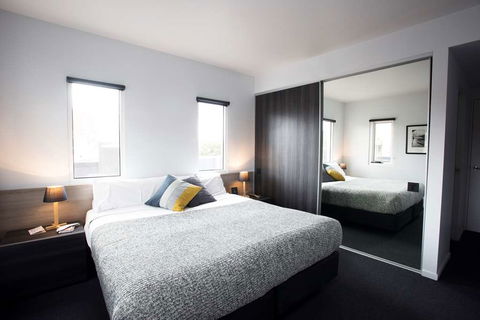 Tyrian Serviced Apartments - Perth Resorts 1