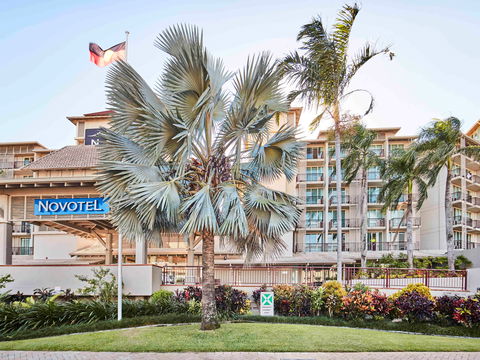 Novotel Cairns Oasis Resort - Perth Resorts 0