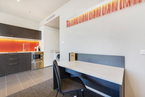 Abode Woden - Perth Resorts 16