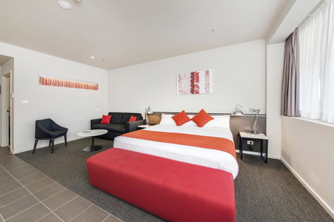Abode Woden - Perth Resorts 21