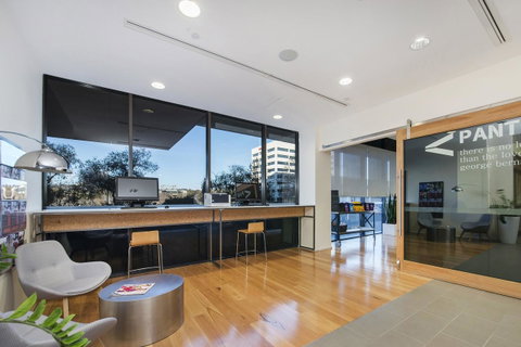 Abode Woden - Perth Resorts 7